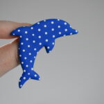 Brož puntík modrá delfín - Belusi