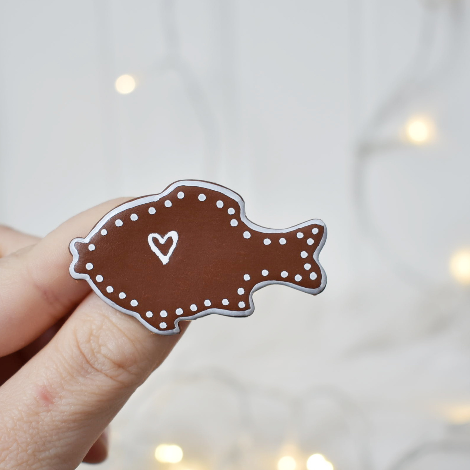 Brož pernik cukroví - Belusi