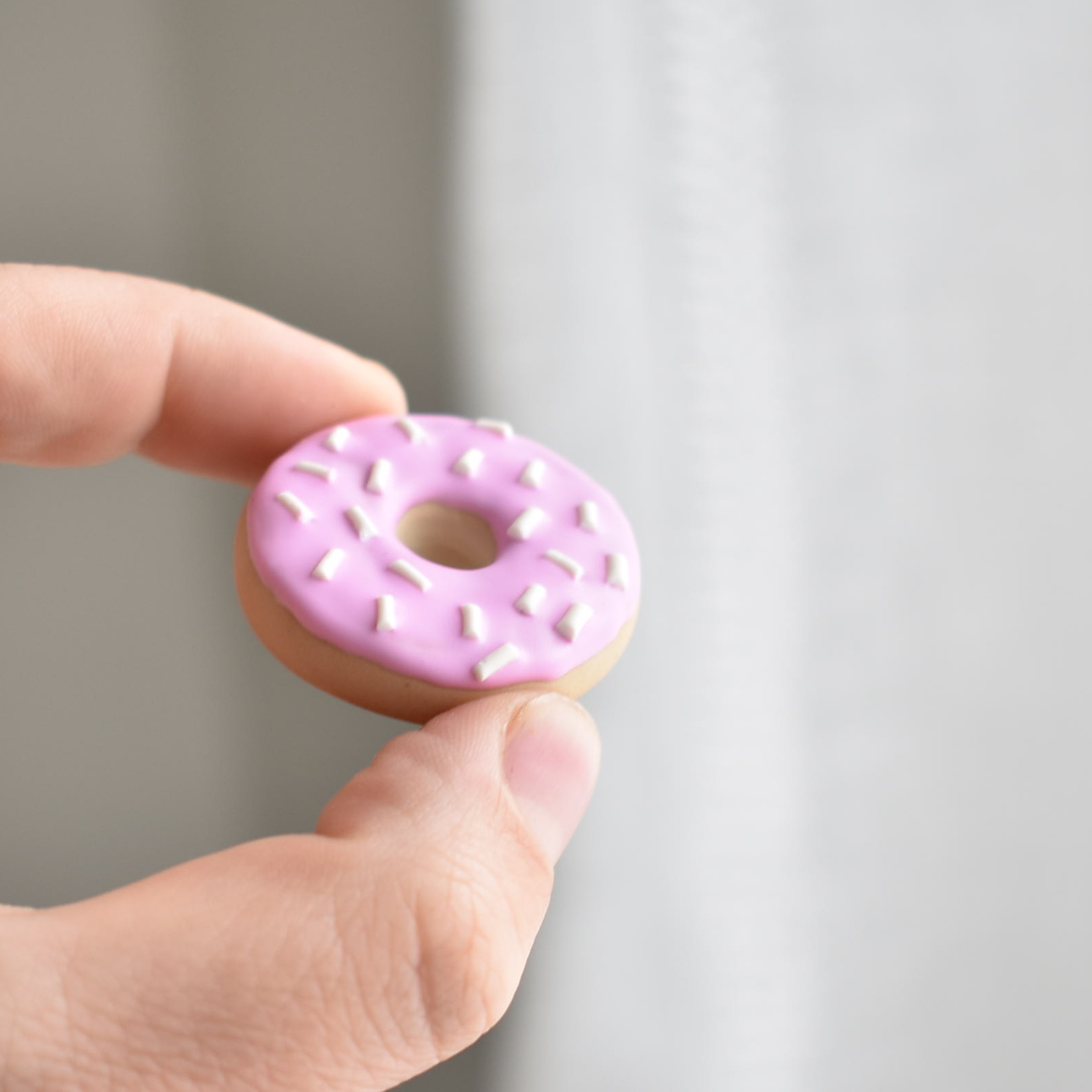 broz-donut-belusi Brož donut - Belusi